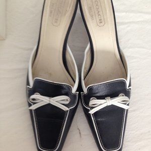 Women's Coach "Marielle" blk/wht calf shoe ,8.5